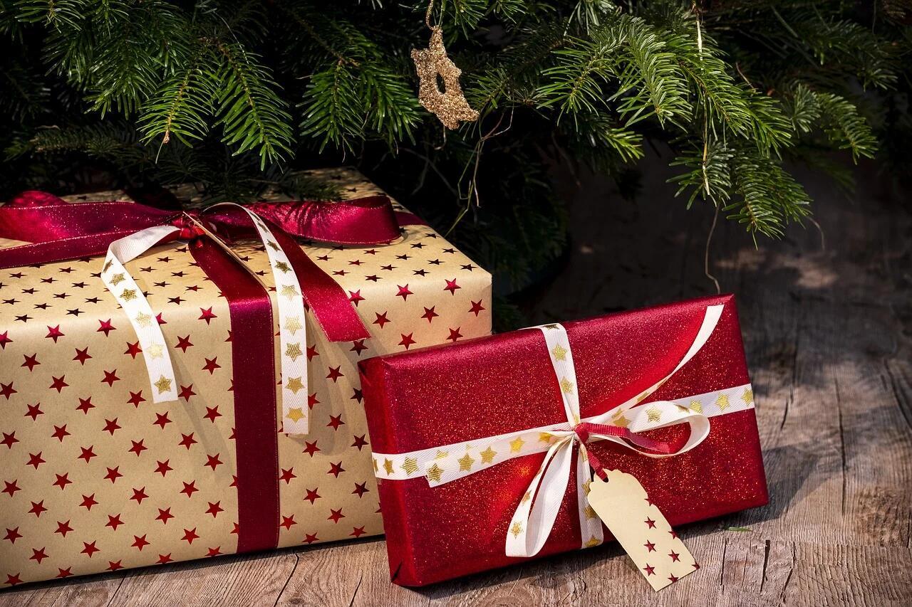 6 Gifts To Get For Your Home This Holiday Season
