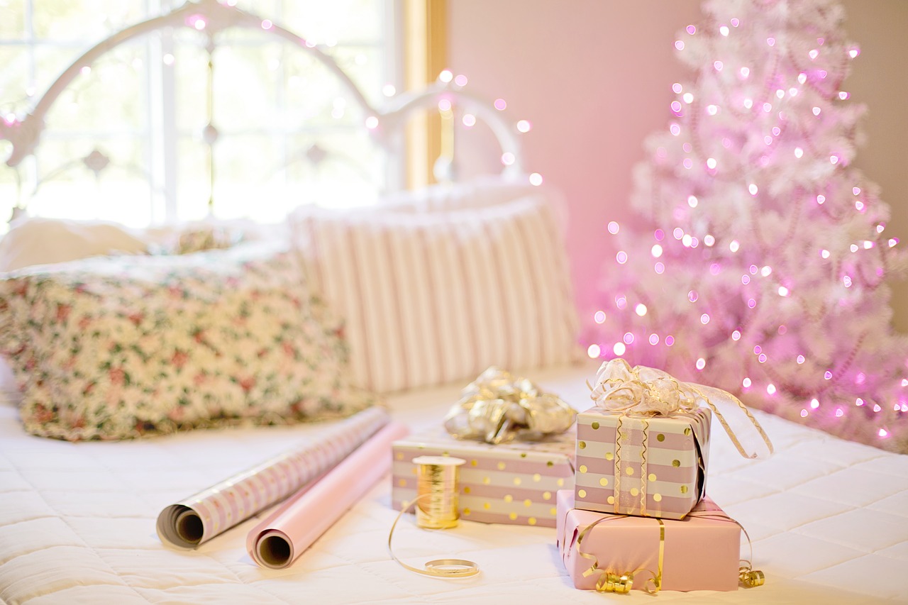 6 Gifts to Get Your Apartment This Holiday Season