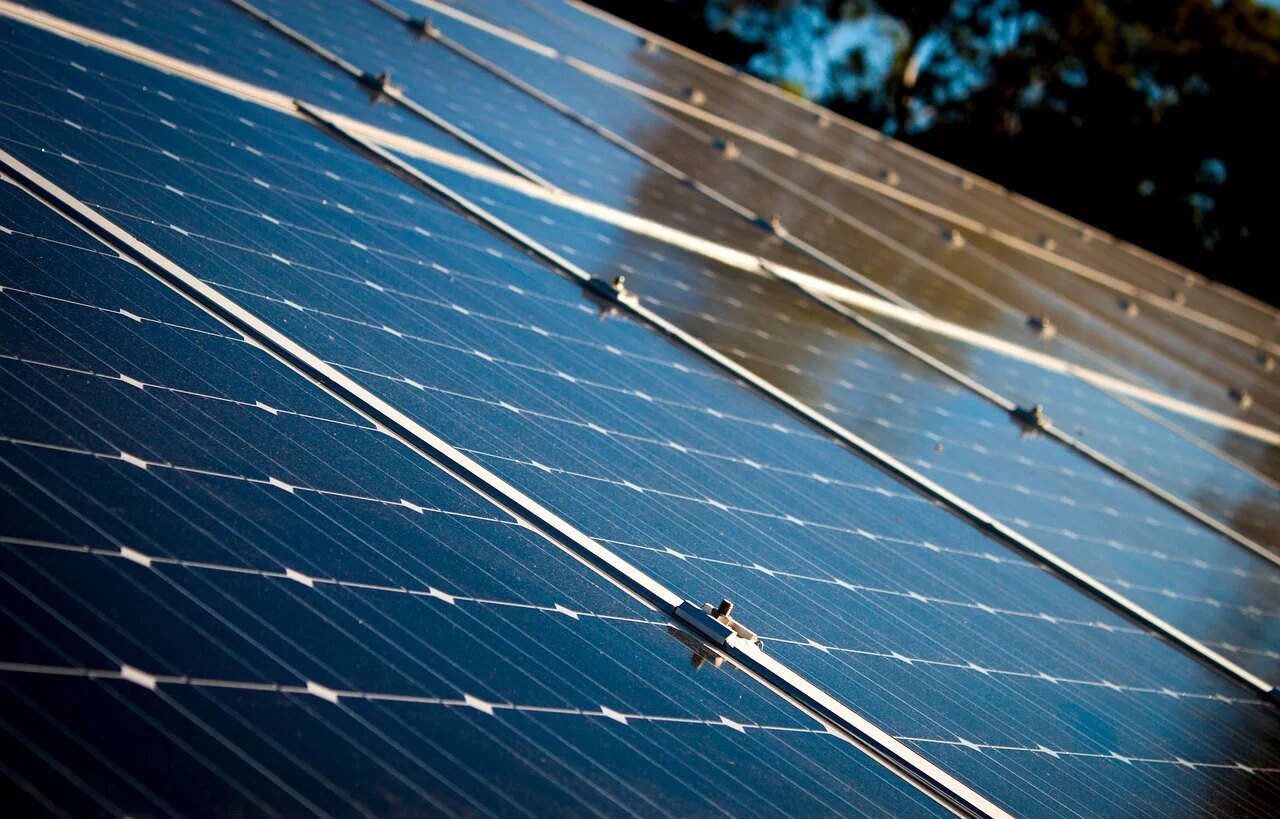 Solar Panels – What’s the Deal? | Country Classics