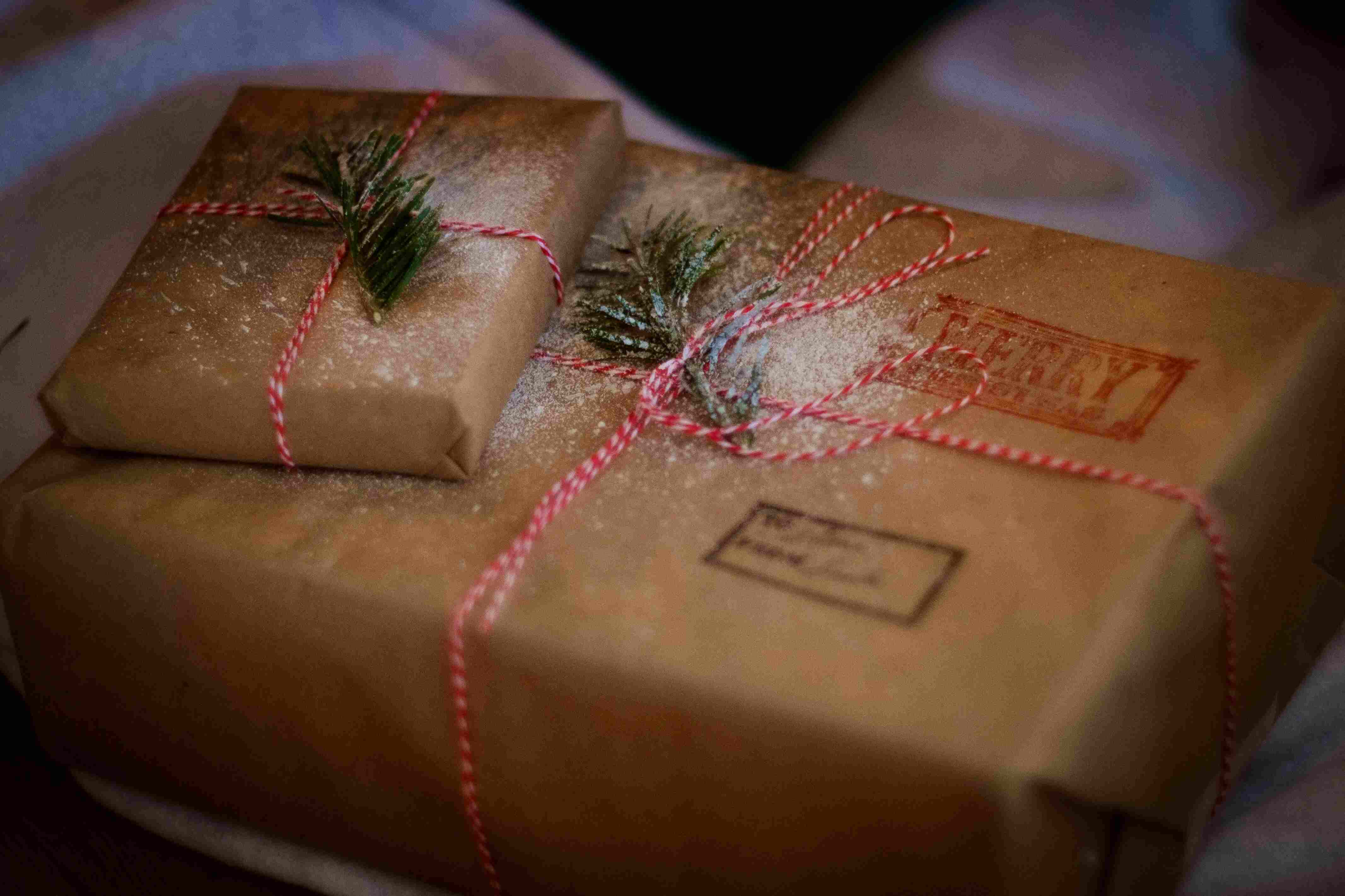The Ultimate Guide to Holiday Decorating | Country Classics