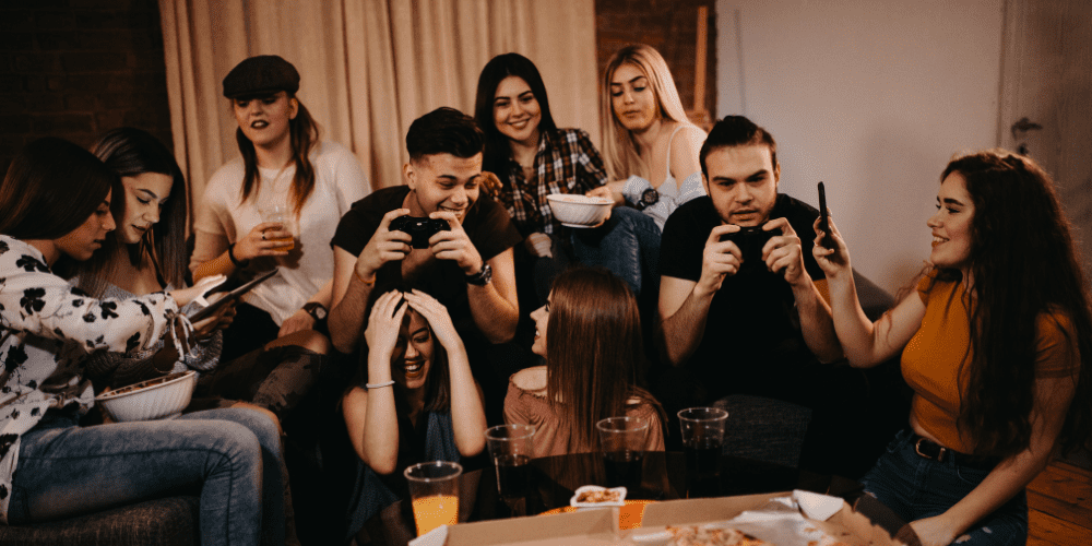 7 Tips for Hosting a Get Together in Your Apartment | Country Classics