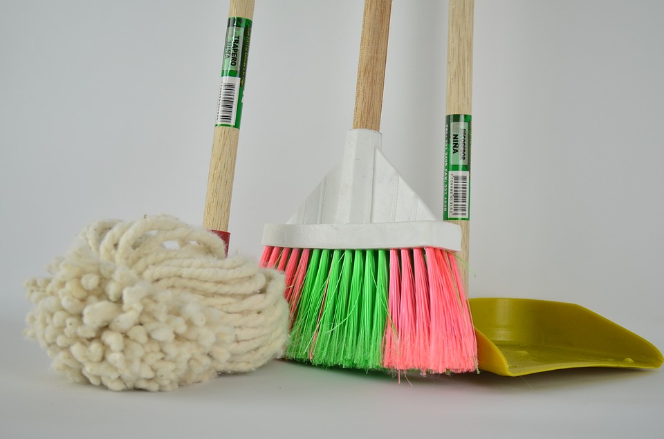 8 Tips for Keeping Your Apartment Clean