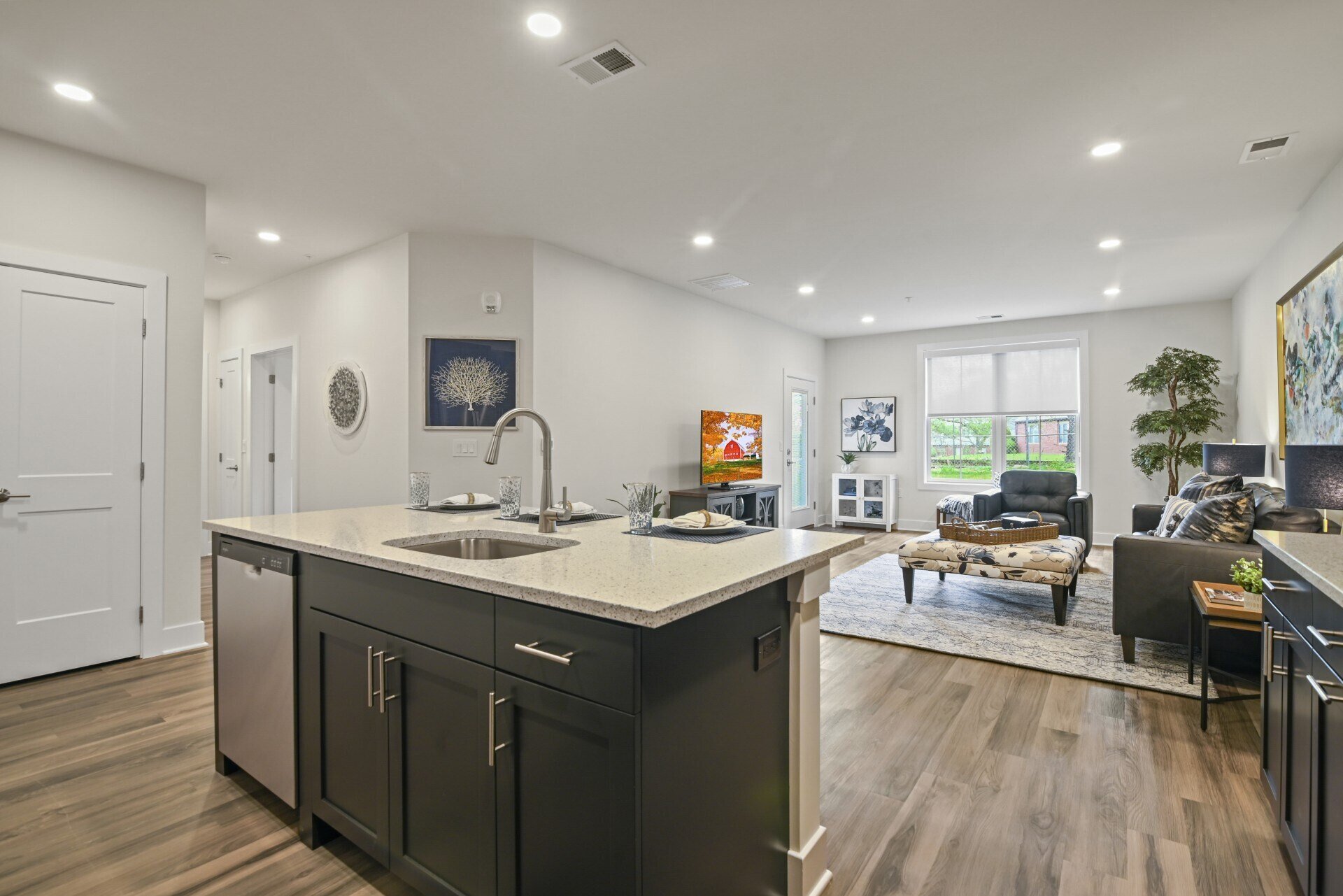 Factors to Consider Before Renting an Apartment | Country Classics 